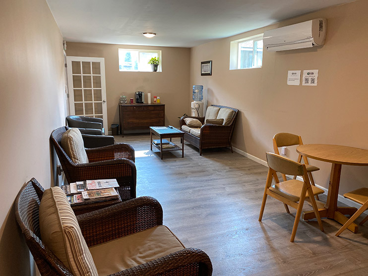 Discovery Automotive | Waiting area